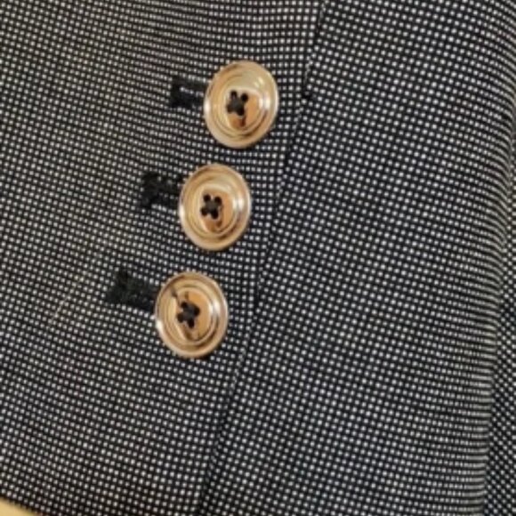 WHBM - Blazer - Picture 3 of 6